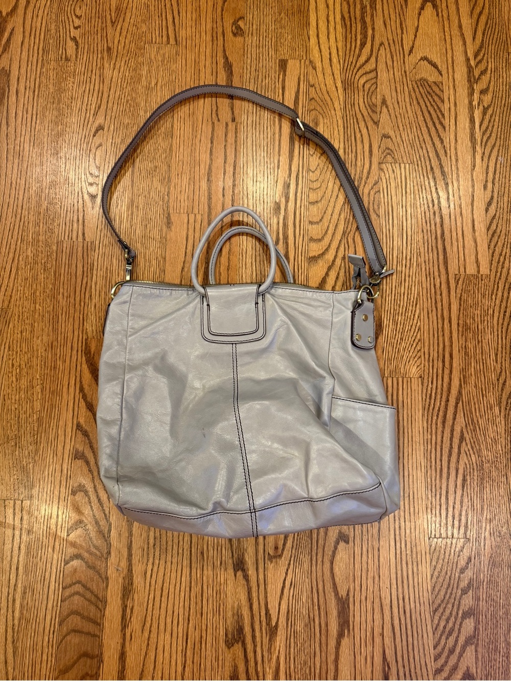 Hobo Medium Sheila Satchel gray